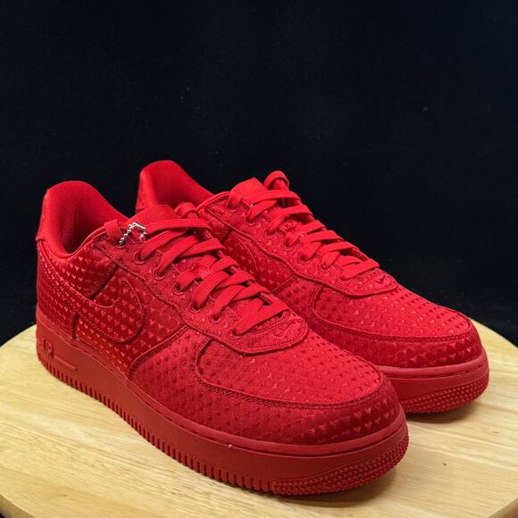 Men\'s Size 10 Nike Air Force 1 Low Valentine’s Day 2026 Red IB6836-600 main image 4